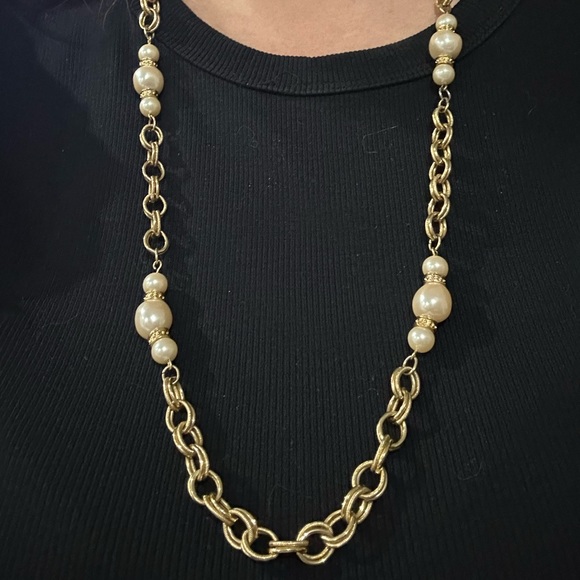 Richey Yeu Jewelry - Gold tone Pearl and chain link necklace